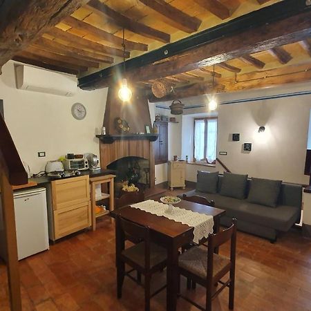 Le Casette Di Civitella- La Casa Di Rolando E Gina Apartment Civitella Del Lago ภายนอก รูปภาพ