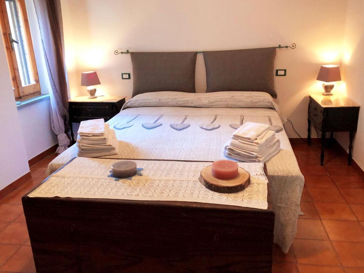 Le Casette Di Civitella- La Casa Di Rolando E Gina Apartment Civitella Del Lago ภายนอก รูปภาพ