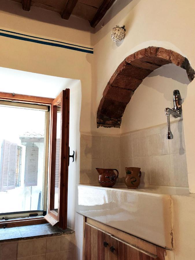 Le Casette Di Civitella- La Casa Di Rolando E Gina Apartment Civitella Del Lago ภายนอก รูปภาพ